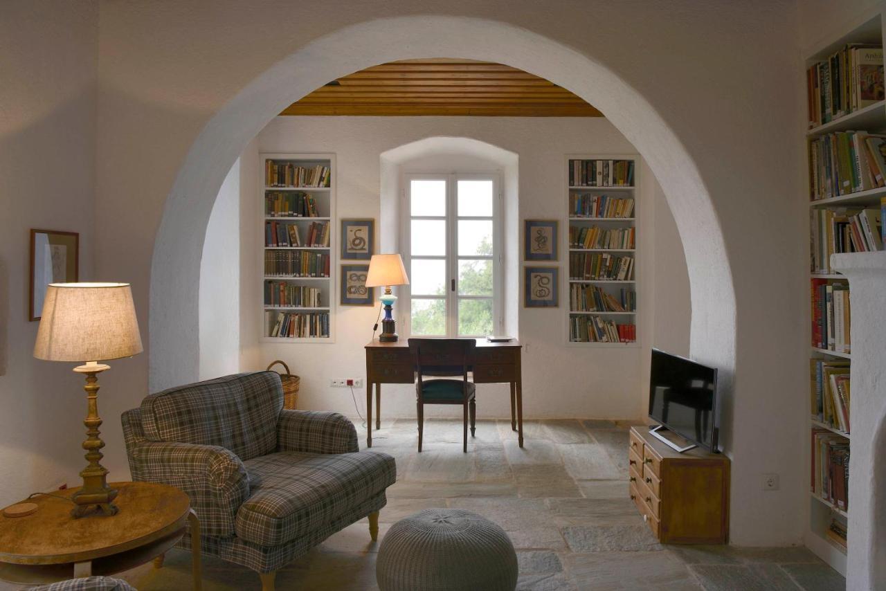 Bed and Breakfast Patrick & Joan Leigh Fermor House Кардамили Экстерьер фото