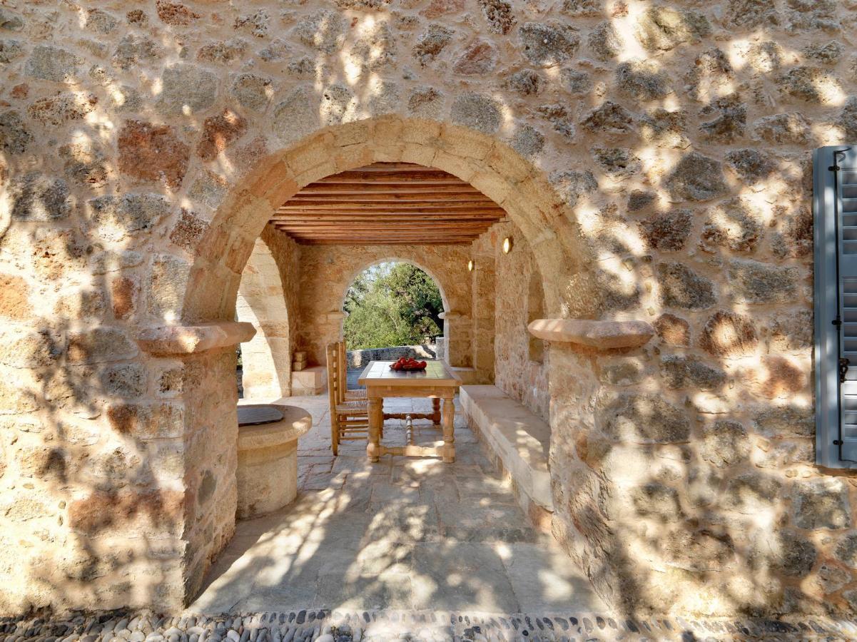 Bed and Breakfast Patrick & Joan Leigh Fermor House Кардамили Экстерьер фото