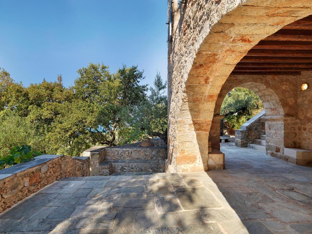 Bed and Breakfast Patrick & Joan Leigh Fermor House Кардамили Экстерьер фото